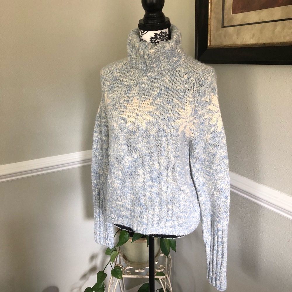 Women’s turtleneck sweater
